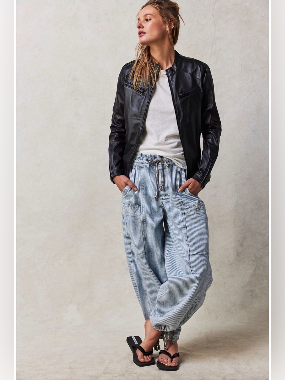 We The Free Bright Eyed Low Slung Pull On Striped Barrel Jeans XS - Picture 2 of 10